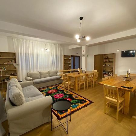 Casuta De La Munte Hotel Sfodea Buitenkant foto