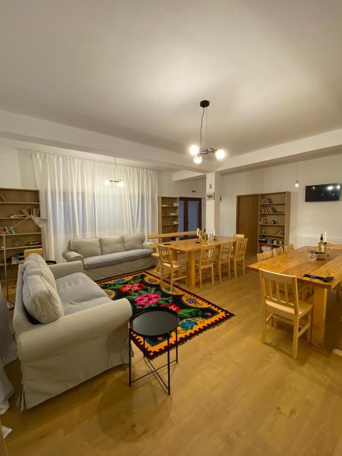 Casuta De La Munte Hotel Sfodea Buitenkant foto